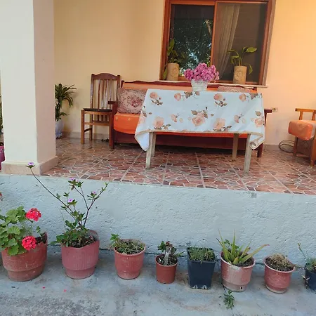 House Guest house *
